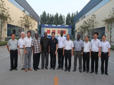 熱烈歡迎非洲諸國大使代表團(tuán)訪問天意機(jī)械！